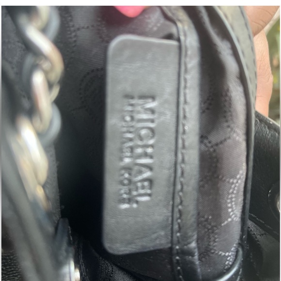 Michael Kors Black Signature Coated Canvas Drawstring Handbag - Picture 7 of 12